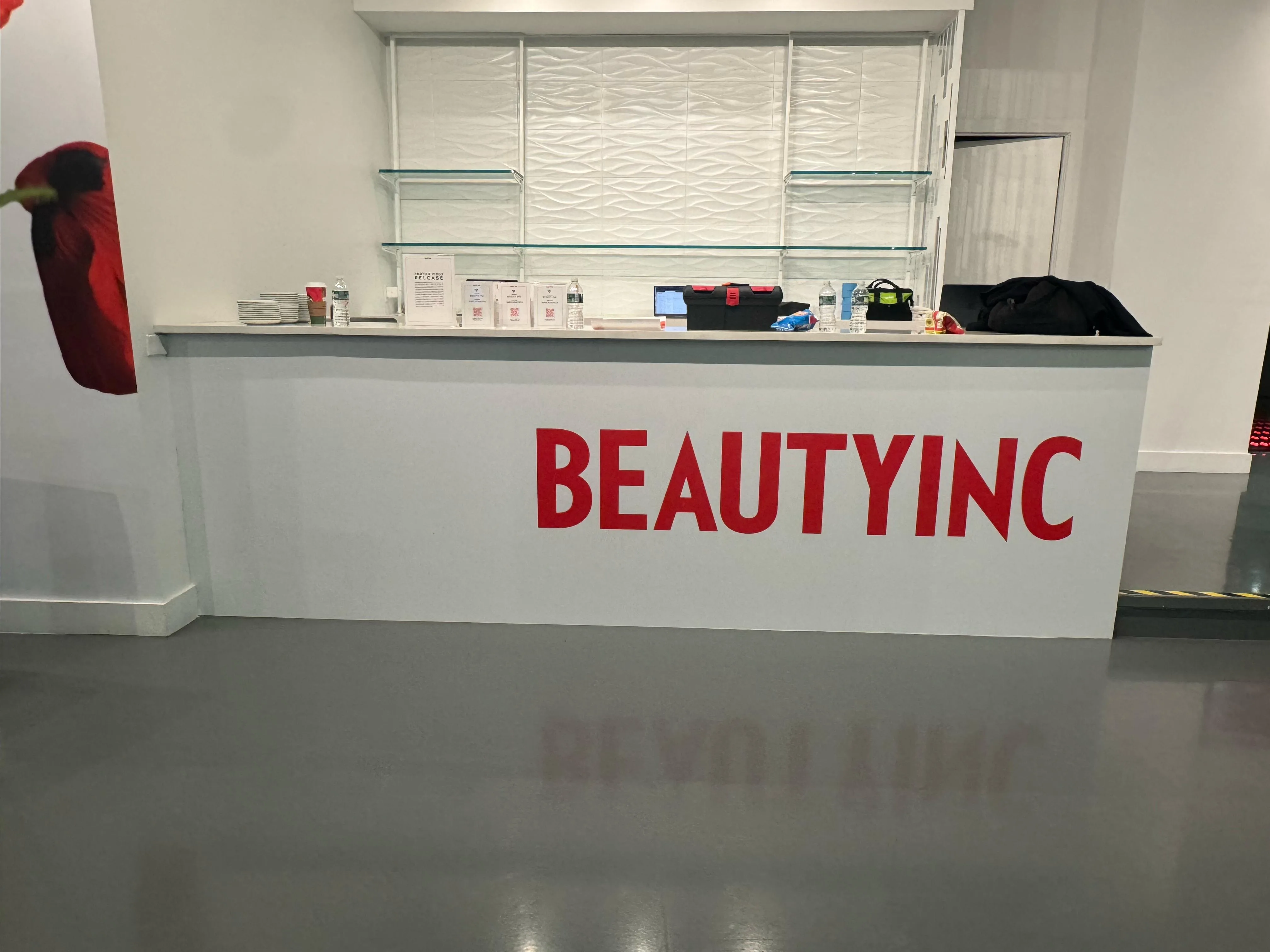 Beauty Inc 16